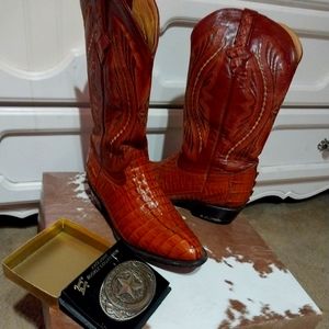 Cowboy boots with Hat and Buckle